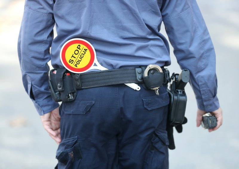 Novo zataškavanje u policiji: Smijenjen načelnik, ukradeni pištolji, stotine eura...