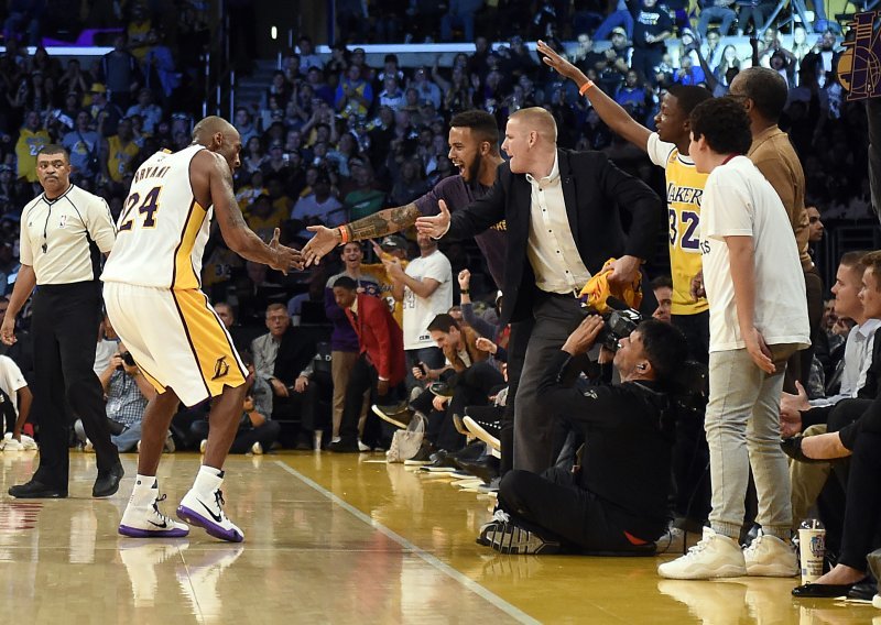 Pogledajte kako je Kobe Bryant odveo Lakerse do velike pobjede
