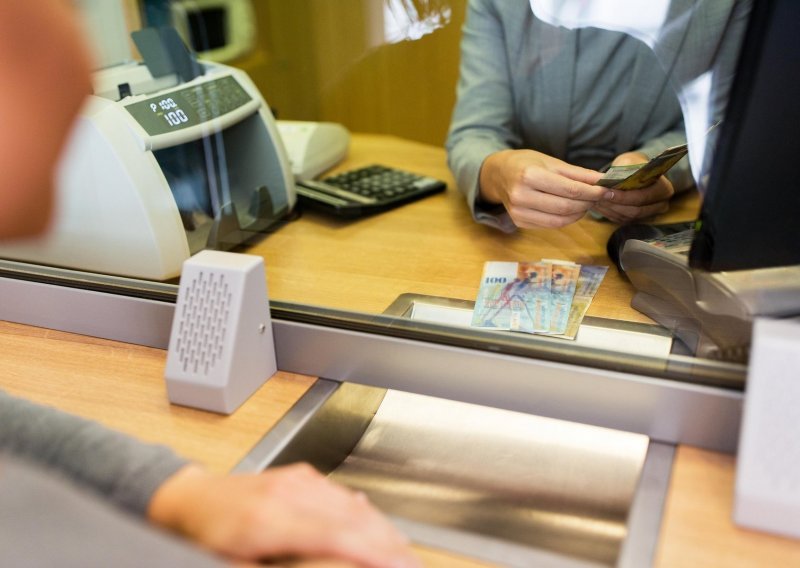 Bankari na optuženičkoj klupi: Pronevjerili više od 5,1 milijun eura