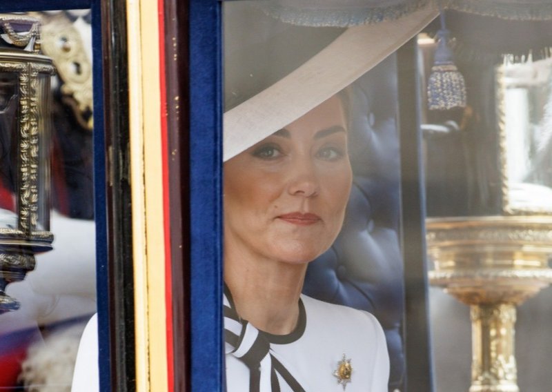 Zbog njega je Kate Middleton još jednom prekinula svoju šutnju