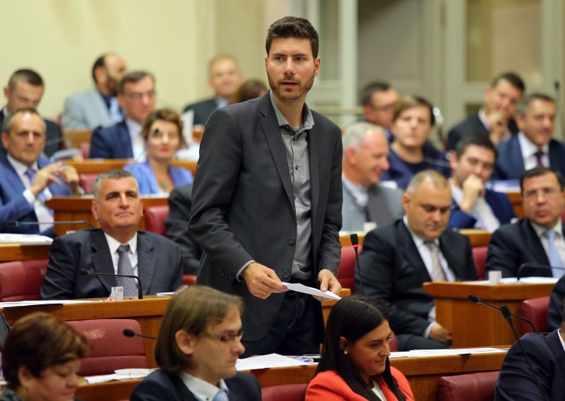 Pernar: Ministar Zdravko Marić trebao bi napustiti Vladu