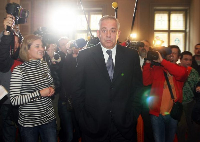 Austrian anti-corruption prosecutors interview Sanader