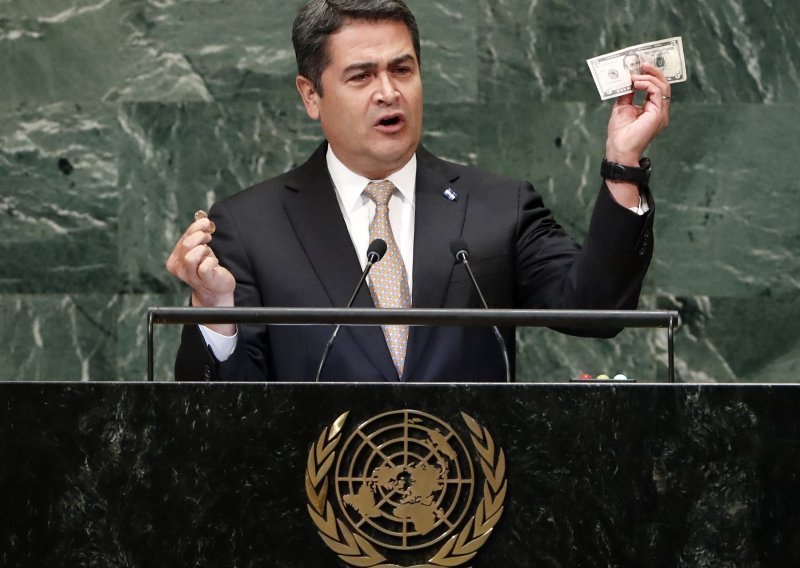 Trump pomilovao bivšeg predsjednika Hondurasa: Olakšao je uvoz 400 tona kokaina u SAD