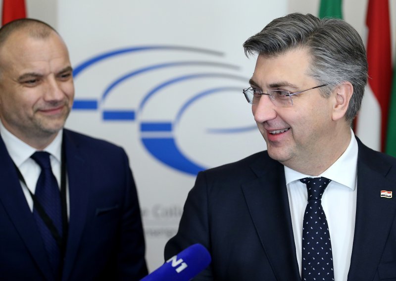 Plenković: Nećemo ostaviti SOA-u obezglavljenu. Vujčić? Ima velike šanse!