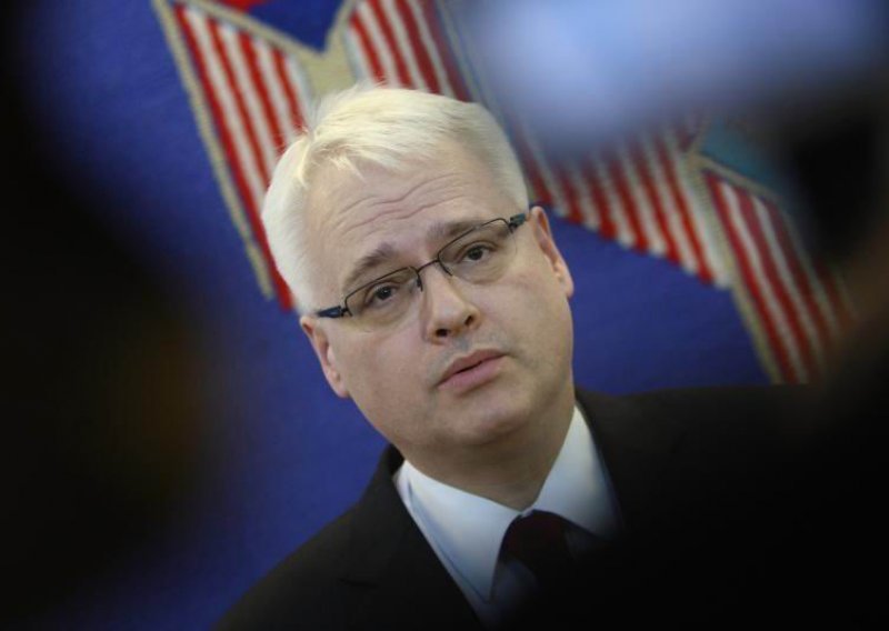 Josipović: Dioki je privatna tvrtka, ali država mora biti socijalna