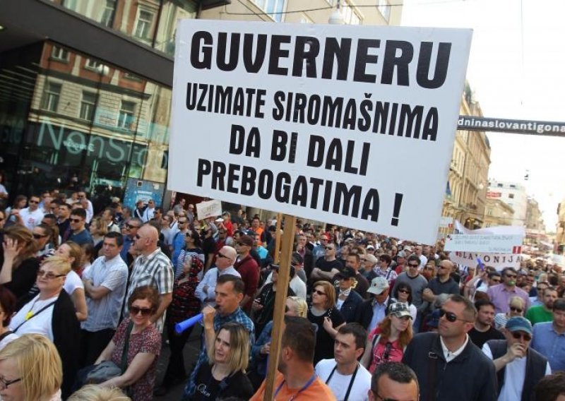 Uz podršku Glogoškog i Klemma prosvjednici vikali 'Bando lopovska' i 'Hoćemo ostavke!'