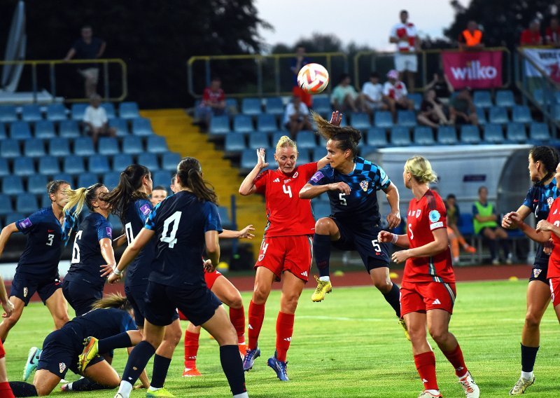 Hrvatske nogometašice poražene od Ukrajinki i 'pale' na treće mjesto