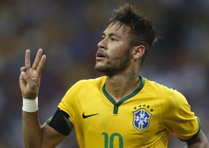 Pogledajte četiri gola Neymara nemoćnim Japancima