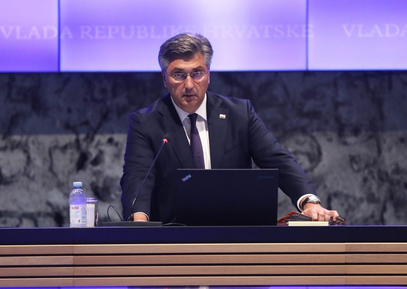 Plenković: Vrijeme je i da se adresira pitanje plaća državnih dužnosnika