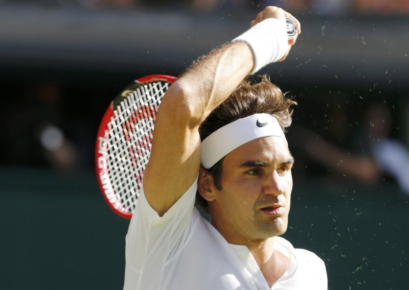Savršen poen Rogera Federera rastužio Amerikance