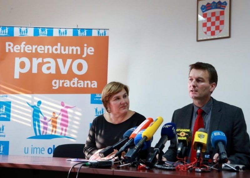 U ime obitelji: Hrvatska nije država ni HDZ-a, ni SDP-a