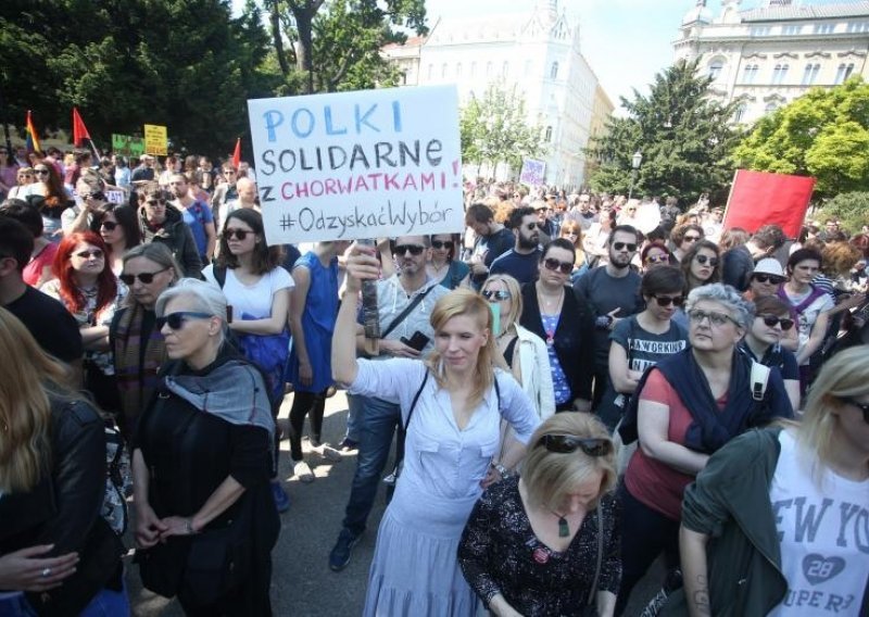 Zastrašujući primjeri iz Poljske prijete i ženama u Hrvatskoj