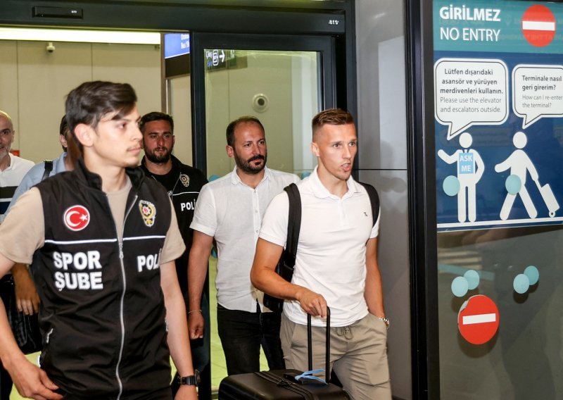 Mislav Oršić mijenja klub? Spominje se Dinamo...