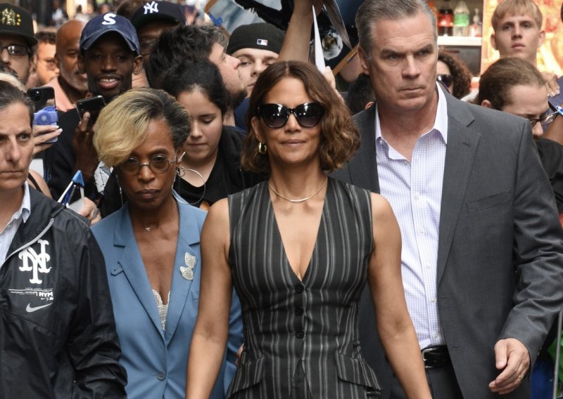 Halle Berry izgleda fantastično: Ne, to nije bio tek običan kombinezon