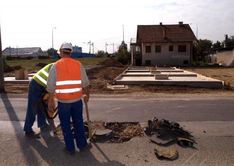 'Cijenama komunalija Bandić nas baca na koljena!'