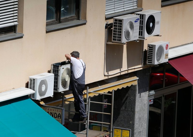 Stanari zbunjeni zabranom klima uređaja na pročeljima: Što ako zgrada nema balkon