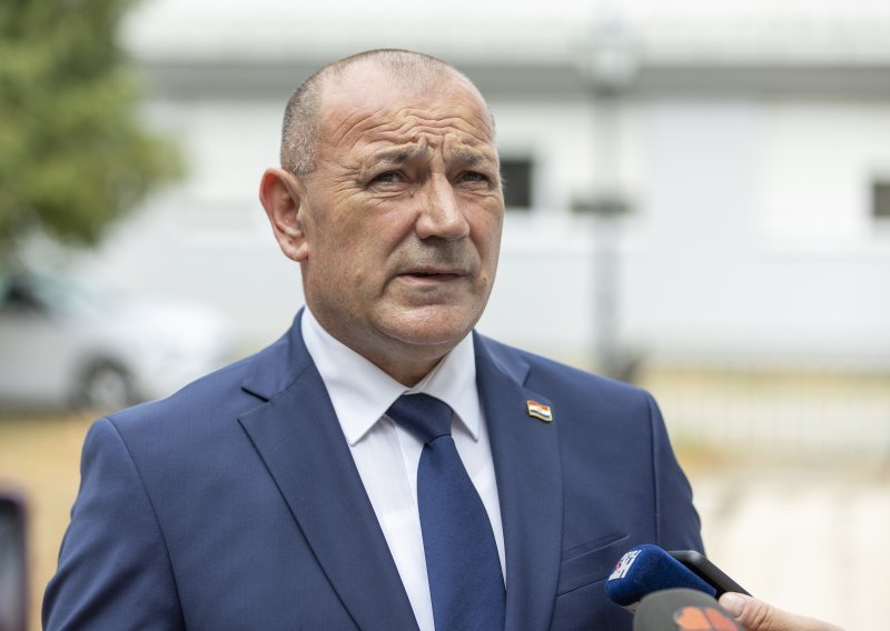 Medved: Svjedoci smo potpunog izostanka suradnje iz Srbije