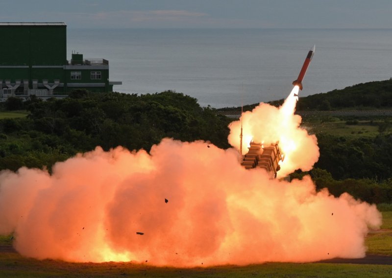 Šokantno upozorenje iz Kijeva: Ukrajini prijeti ozbiljan slom obrane