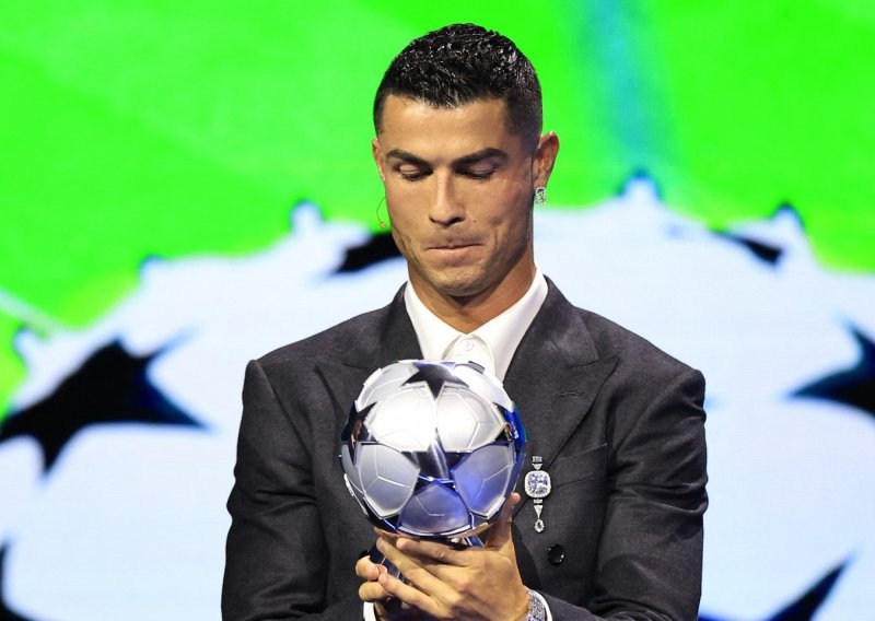 Ronaldo otkrio kojoj se novoj zvijezdi divi: 'Ni Messi ni ja nismo to mogli'