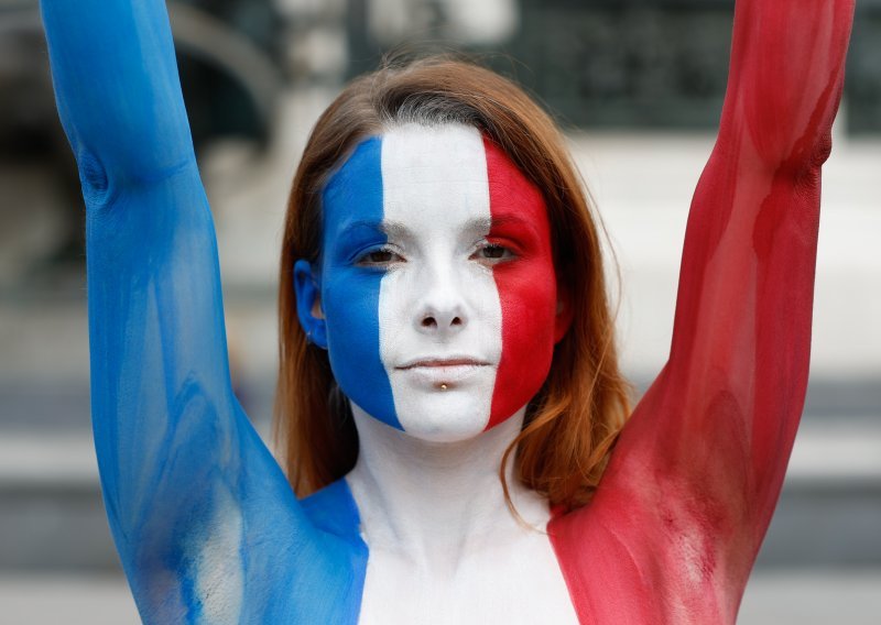 Francuzi ne žele Macronova premijera: Ovo je krađa izbora!