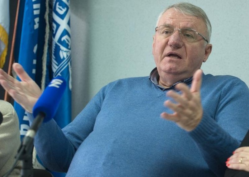 Tužitelji pozvali na poništavanje oslobođajuće presude Vojislavu Šešelju