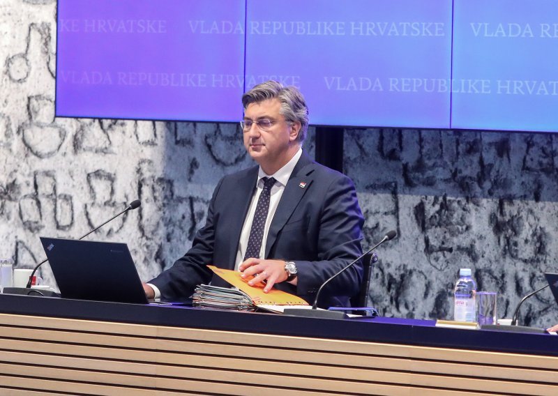 Plenković: 'Razina obmana i laži koje Milanović širi je nezapamćena!'