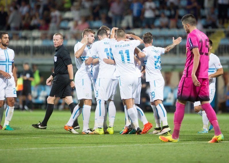 Rijeka briljantnim preokretom uništila 'lokose' i razočarala Dinamo!