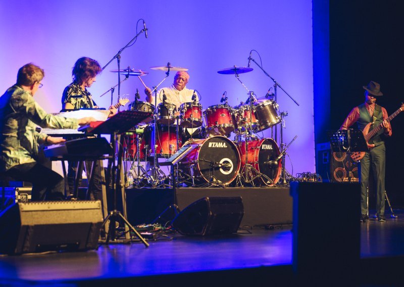 Billy Cobham Spectrum 50 Band u oduševio u rasprodanom Kinu SC