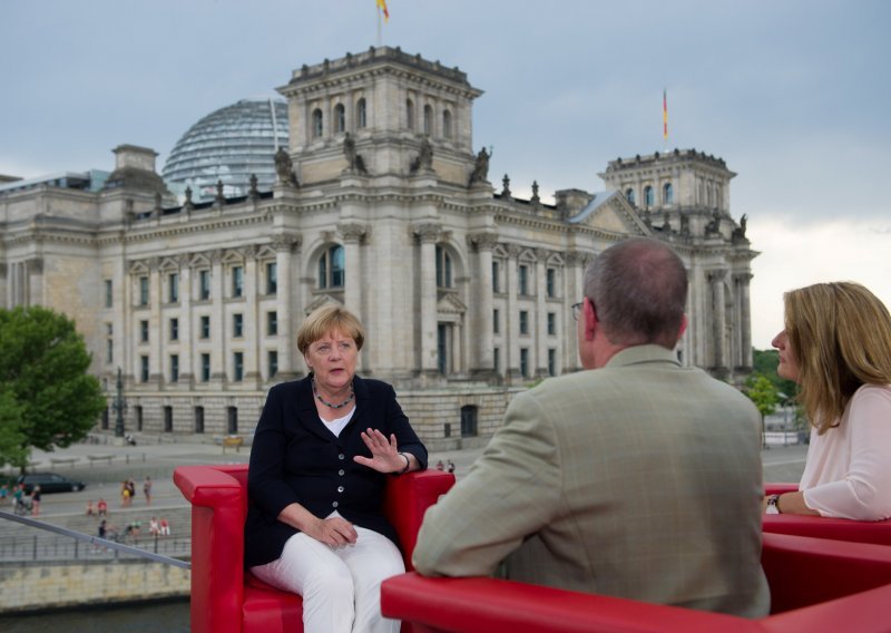 Merkel priznala pogreške oko izbjegličke krize