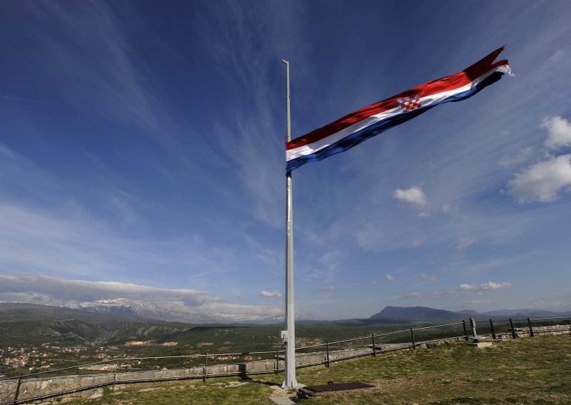 Zašto bezočno lažu da presuda osporava legitimitet Oluje?