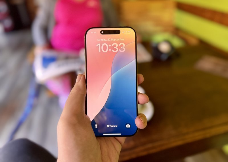 Obljetnički iPhone mogao bi biti poseban. I papreno skup