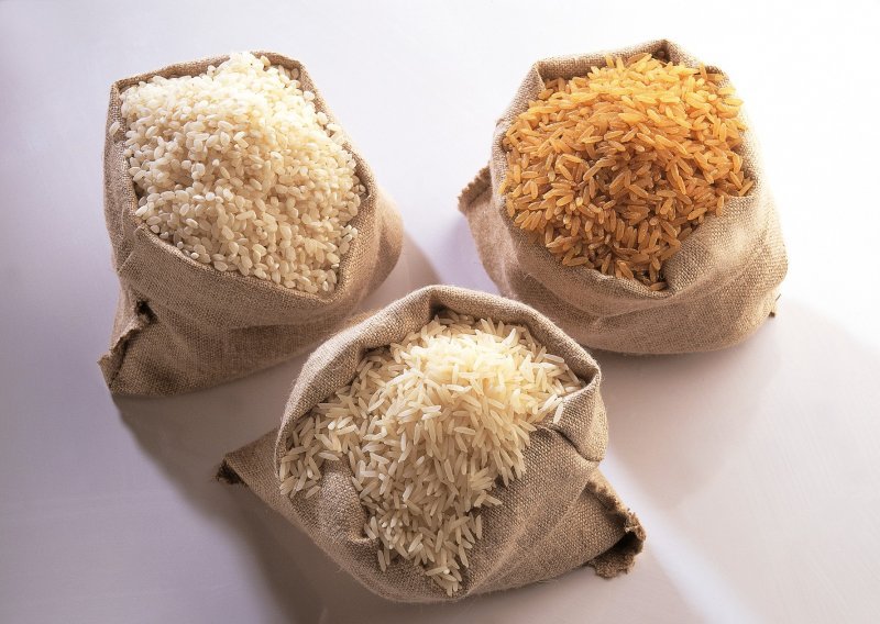 Zašto je smeđa riža toliko bolja od bijele