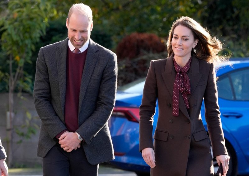 Modna reciklaža: Ovim je detaljem Kate Middleton osvježila svoju staru haljinu