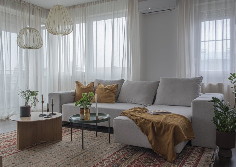 Zavirite u predivno uređen dom u Zagrebu: Stan u zgradi iz 90-ih nakon renovacije zasjao je novim sjajem