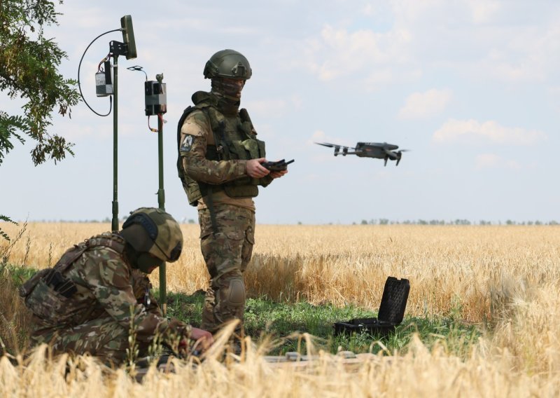 Rusija uništila 66 ukrajinskih dronova