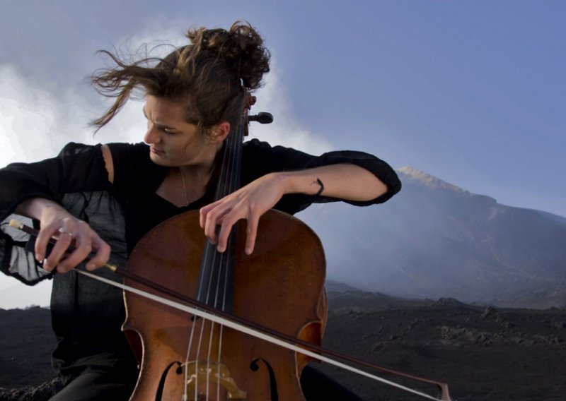 Monika Leskovar - prijava