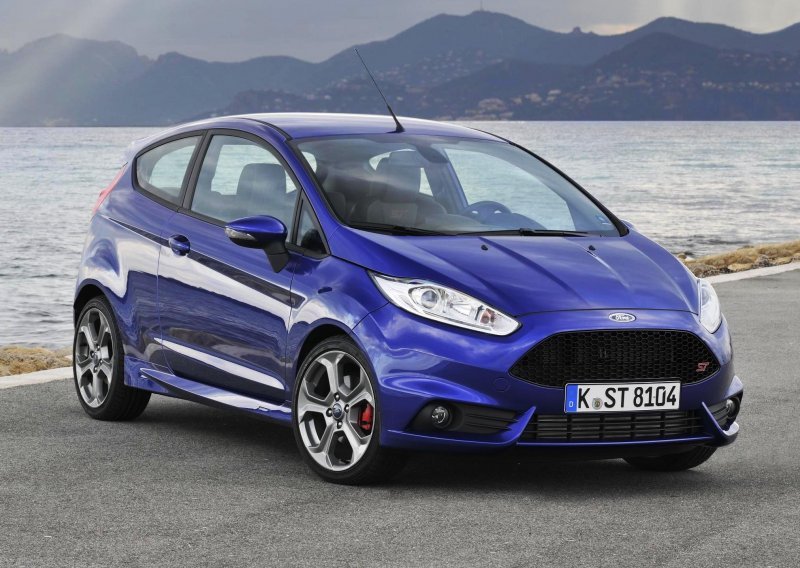 Ford zaradio 8,8 milijardi. Radnici će dobiti po 8.800 dolara