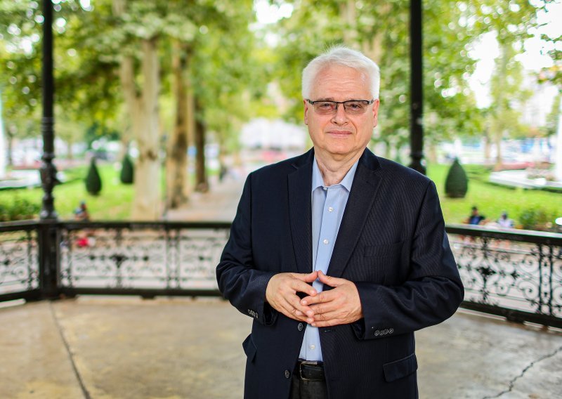 Josipović: Predsjedniku treba produžiti mandat. Glasajmo u proljeće!