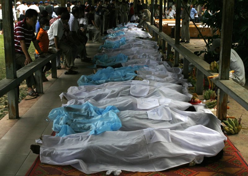 U stampedu u Kambodži poginulo 378 osoba