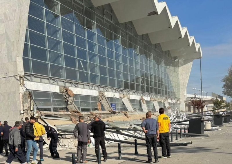Preminula i petnaesta osoba tragedije u Novom Sadu