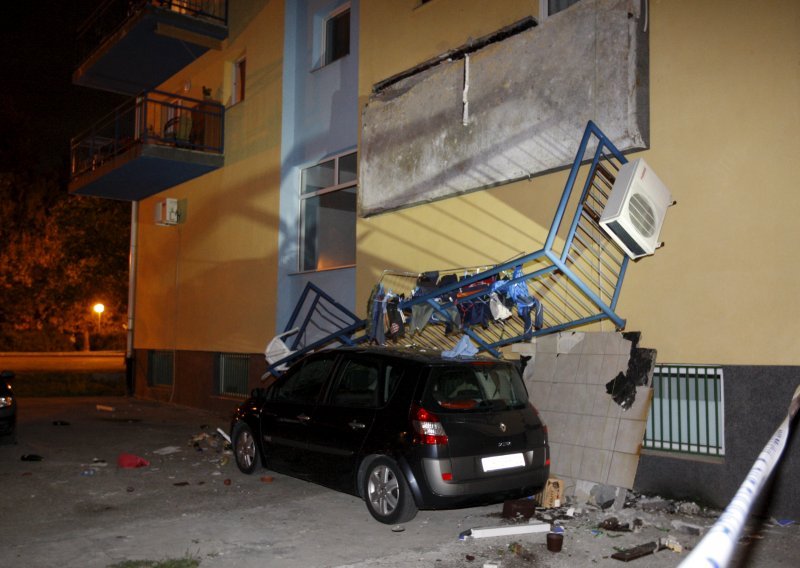 Urušio se balkon zgrade, četvero ozlijeđenih