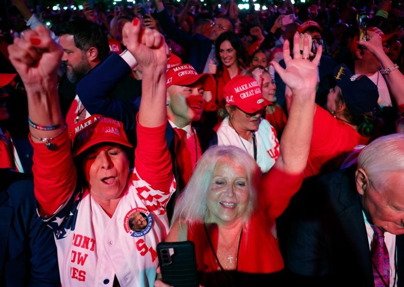 Trumpovi pristaše u suzama: 'Dobili smo drugu priliku'