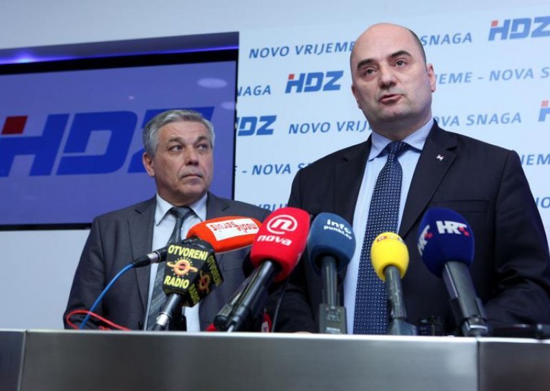 HDZ-ovci: Pogledajte koliko smo jači od SDP-a