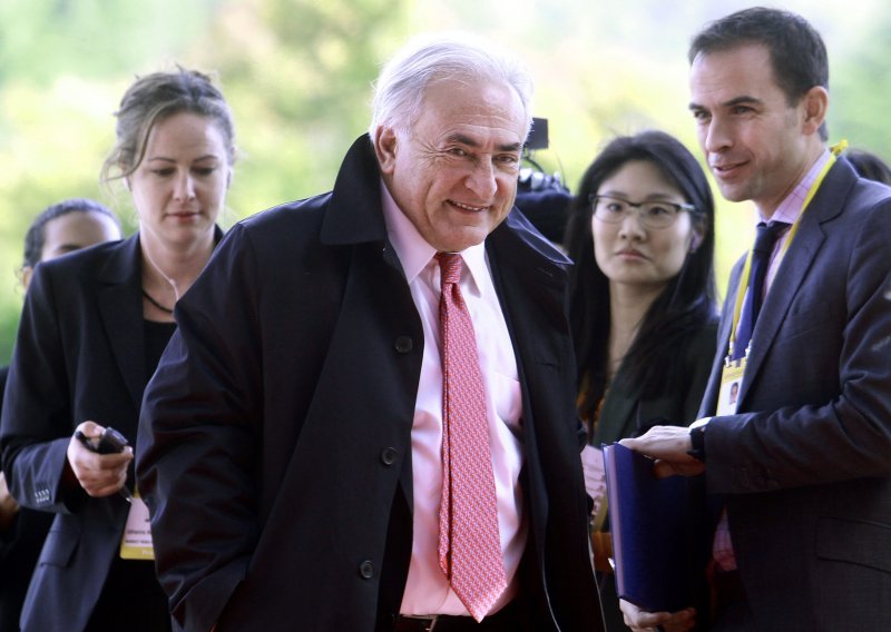 Strauss-Kahn: Od zatvora do Elizejske palače?