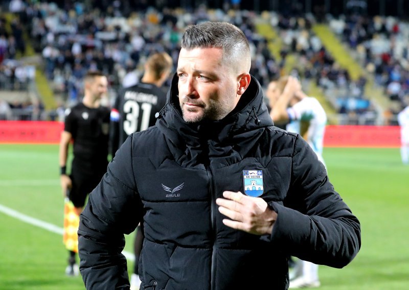 Trener Osijeka: Mogli smo dobiti penal ili igrača više protiv Hajduka