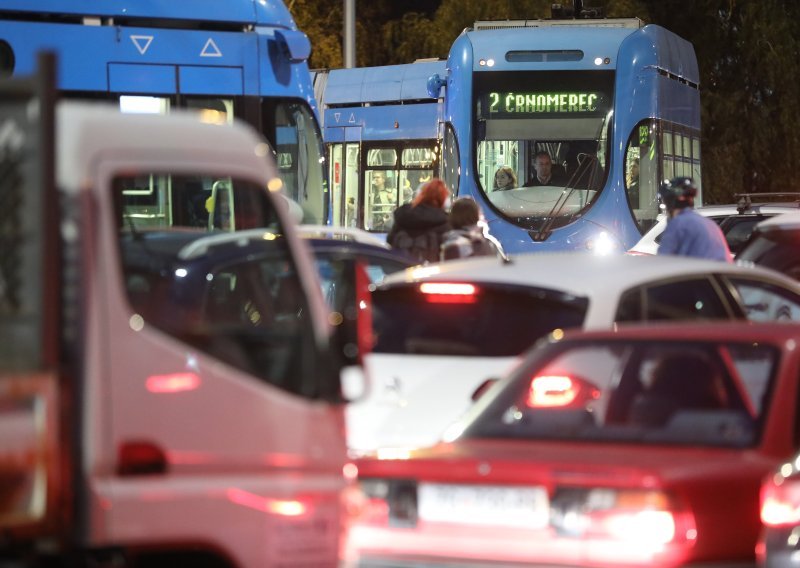 Kaos na Držićevoj nastao je zbog pametnih semafora koji su – zakazali