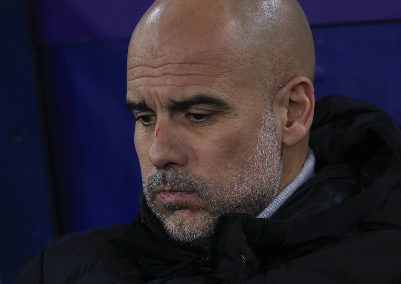 Guardiola žestoko odgovorio Carragheru i Nevilleu