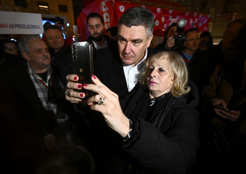 Primorac: 'Skupio sam 10.000 potpisa'. Milanović: 'Nadam se da su legalni'