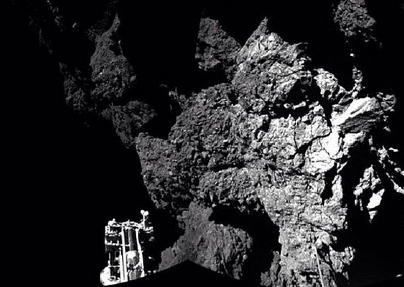 Philae na kometu otkrio 'primordijalnu juhu života'