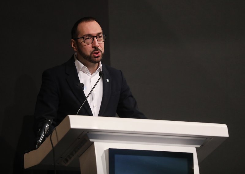 Tomašević najavio nova ulaganja pa se obrušio na 'fake news': Potpuna laž!